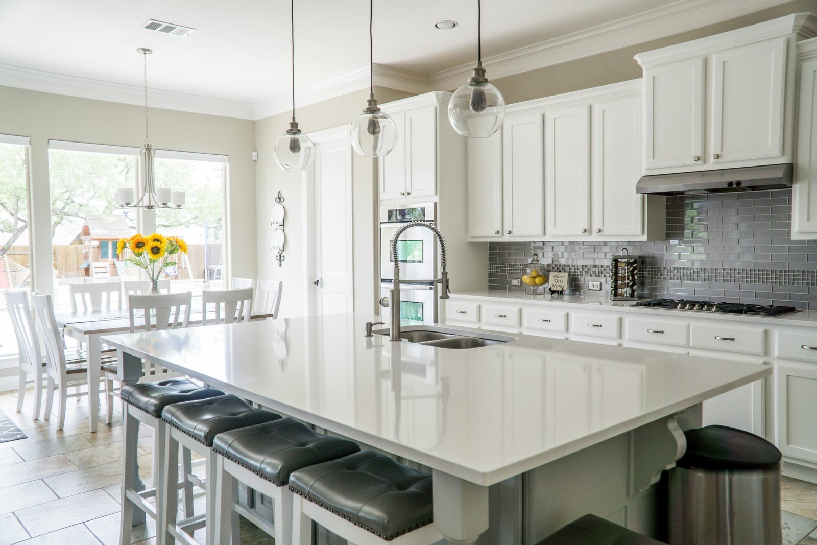 How to Choose the Right Kitchen Worktop Material